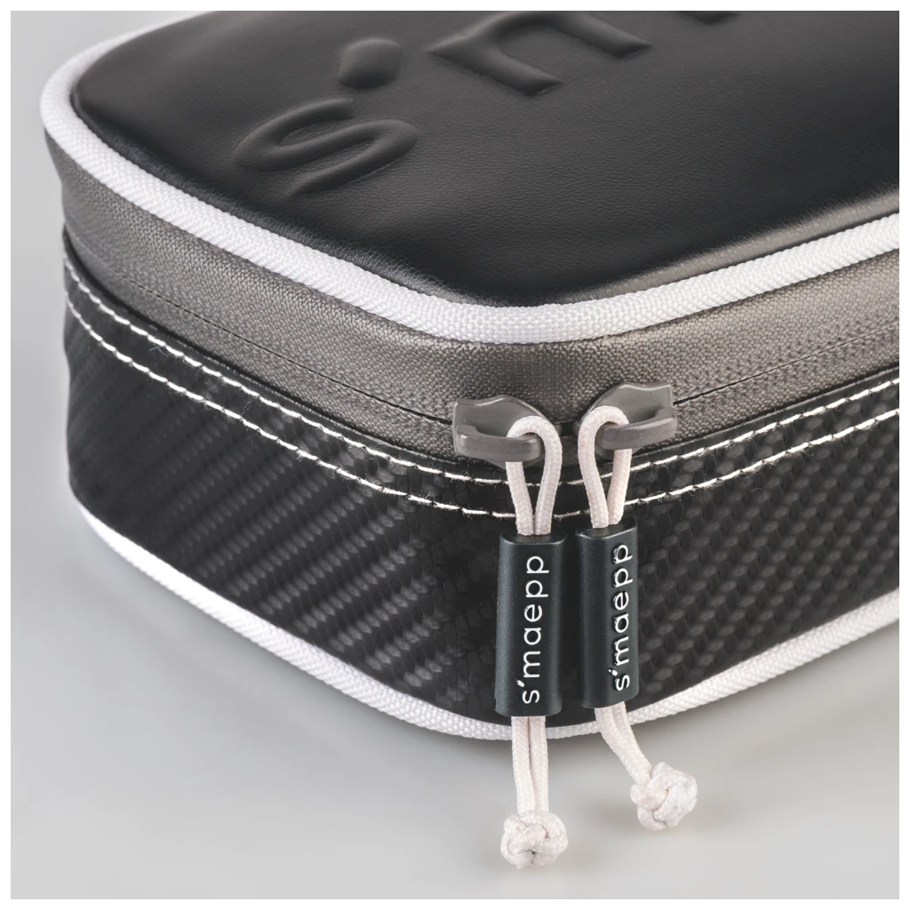Schlampermäppchen s'maepp XL „Carbon“ | 1 Klappe(n), schwarz/silber