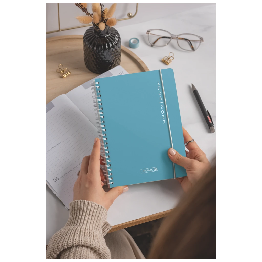Schülerkalender 2026/2027 „Plain Blue“ | A5, Kunststoff