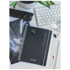 Schülerkalender 2026/2027 „Plain Black“ | A5, Kunststoff