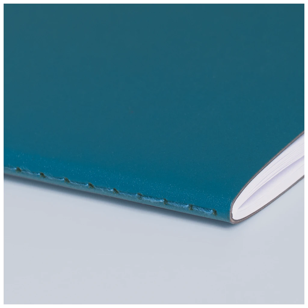 Buchkalender Premium Mod. 739 2026 „SlimLine“ | 170×240 mm, Kunststoff