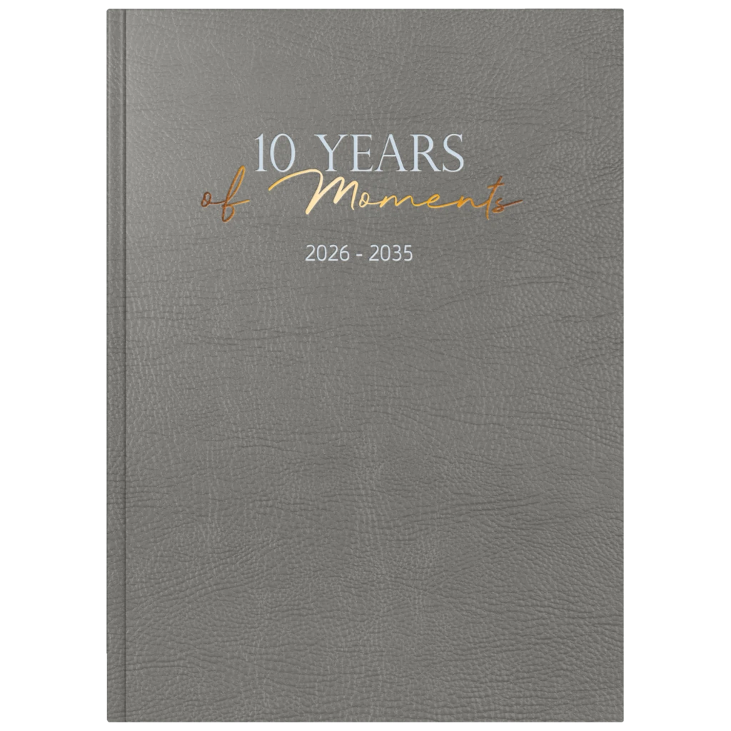 10-Jahres-Kalender Premium 2026-2035 „10 Years of Moments“ | A4, Kunstleder